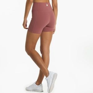 Vuori Biker Shorts in Rosewood